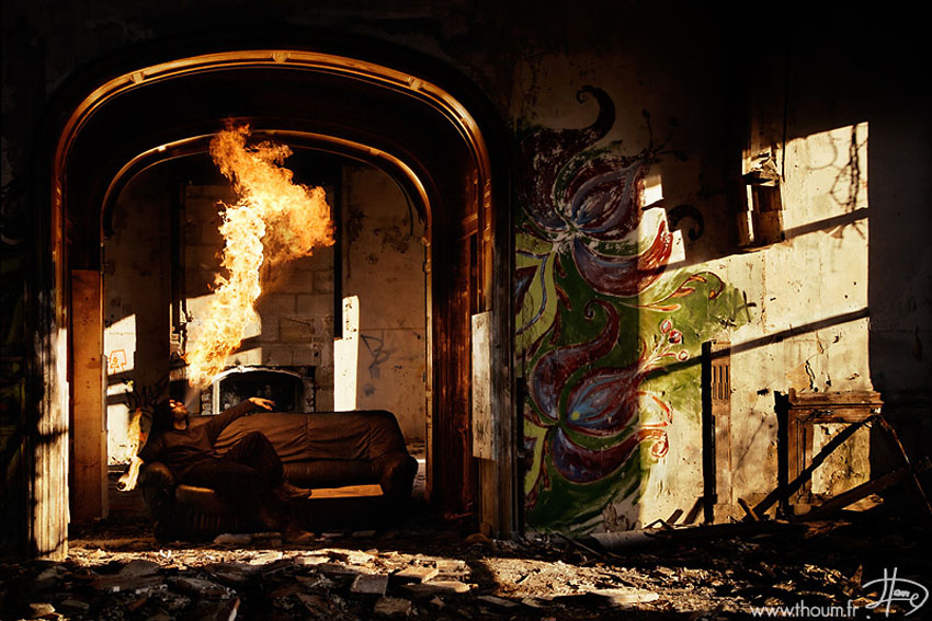 fireshow15 Стихия огня на фото Тома Лакоста