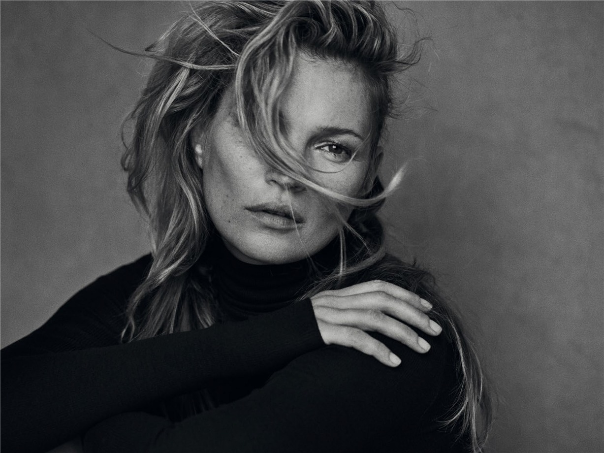 Мрак поглотил Кейт Мосс / Kate Moss by Peter Lindbergh in Vogue Italia january 2015