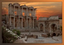 История древнего мира. Эфес / Город основан в VIII веке до н.э. На фото изображен один из наиболее сохранившихся фрагментов библиотеки Цельса, построеннойй во II веке.