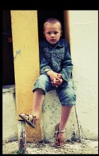 портрет мальчика в сандалях / ***