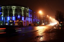 Вспышка светофора / Прогулка по ночному городу с камерой в руках