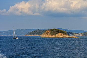 Парус одинокий / Греция. Эгейское море, острова
