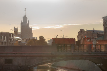 Конец лета / Москва, рассвет