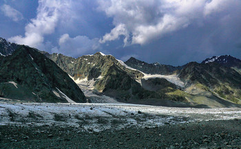 На Аккемском леднике / Алтай, Катунский хребет