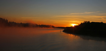 Восход на Ковже / Вологодская область, река Ковжа.
