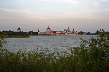 На Сиверском озере / Кирилло-Белозерский монастырь, июль 2011 г.