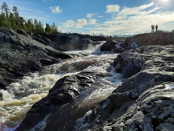 Водопад Черная дыра / Верхнетуломский