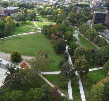 &nbsp; / A piece of the puzzle. Bushnell Park, Hartford