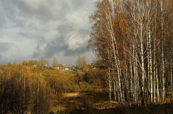 Осенний полдень. / Осень на городской окраине.