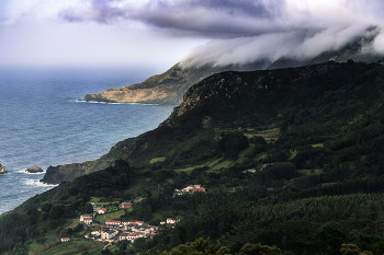 &nbsp; / Vistas y aldea de San Andrés de Teixido