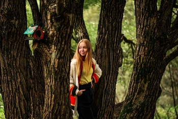 У кормушки / модель Жанна Смирнова
одежда предоставлена студией «Косплей»