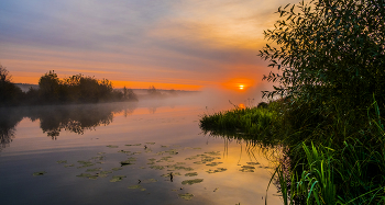 Утро в октябре. / Осенний рассвет, озеро Сосновое. Мещера.