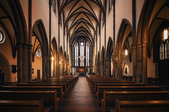 basilica of st. cunibert / ***