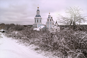 В ноябре / Вид на Смоленскую и Рождественскую церкви. Арзамас.