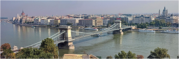Вид с Рыбацкого бастиона / Так уж повезло, что первая экскурсия по Будапешту была на Рыбацкий бастион, откуда и открывается этот потрясающий своей воздушностью вид.