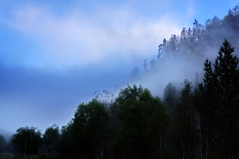 За пять минут до рассвета... / Летний рассвет в горах