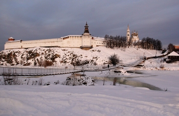 Крепость на Туре... / Верхотурский кремль, Свято-Троицкий собор, Верхотурье,река Тура
