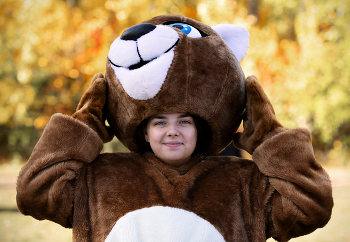 Косплей / Коспле́й (costume play — «костюмированная игра»)