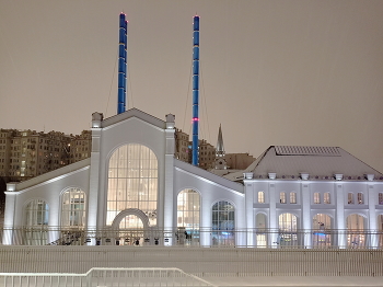 Жемчужное здание / Бывшая ГЭС-2, ныне новый культурный центр в Москве.