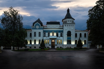 Могилёвский областной художественный музей имени П. В. Масленикова / ☆ Мысли и афоризмы «Искусство и Жизнь» 
☆ Книга «Владыка Моря» 
☆ Сборник стихотворений «Огнём объятая душа» 
---> https://vk.com/ARTYOMMIRNIY 
---> https://www.flickr.com/photos/R-TYOM
______
https://500px.com/R-TYOM
https://t.me/ARTYOMMIRNIY
https://www.instagram.com/ARTYOM_MIRNIY
______
Copyright© Photoartist Artyom Mirniy / Фотохудожник Артём Мирный