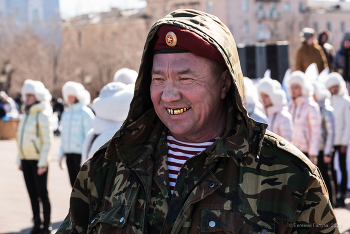 Крымская весна / Празднование годовщины воссоединения России и Крыма. Чита, пл Ленина