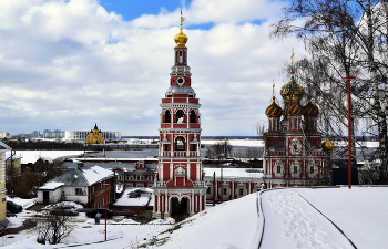 Холодный март 2022 / Холодный выдался март. Опять был снег. Ледоход еще не начался. И Ока, И Волга пока под льдом. Ждем весны,настоящей....