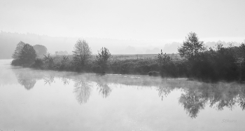 Туманное утро. / Осенний туман. Озеро Сосновое.