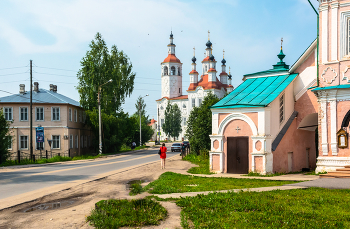 так стройна и так красива... / лето, городок Тотьма Вологодской области