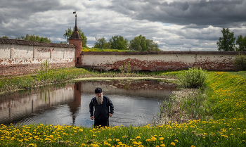 Старина / В монастыре