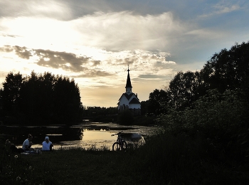 тихий вечер / Лето в городе