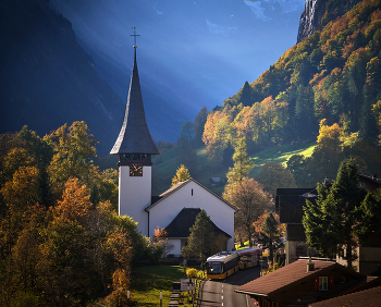 Lauterbrunnen Valley / Lauterbrunnen Valley