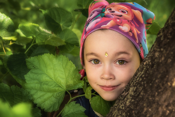 Лисенок / девочка, листья, лето