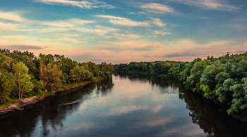 Вечер, река, начало лета. / ...