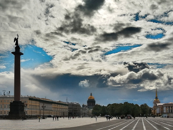 Небо на Дворцовой / Санкт-Петербург