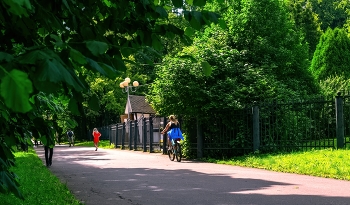 В Ботаническом Саду / Москва