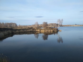 *Увельское море** / Увельские песочные карьеры ранней весной