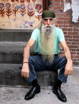 Старик Хоттабыч живет в Бруклине / ддд