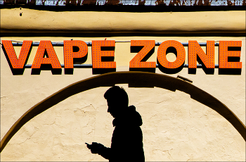 Vape zone. / ...