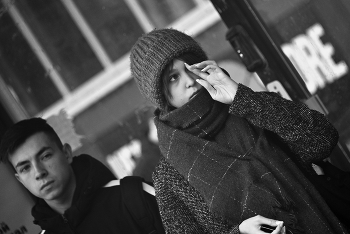 На остановке / На остановке