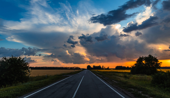 В облака, на закат. / ...