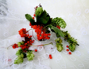 ИЗ ТОГО, ЧТО БЫЛО ... / ОСЕНЬ КАЛИНА ХМЕЛЬ