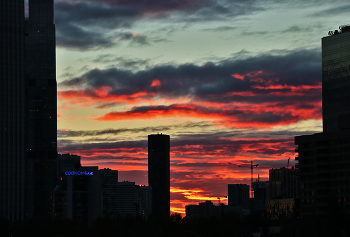 Закат / в Москве