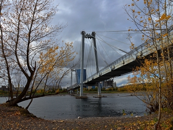 Осенняя / Подвесной мост на остров Татышев