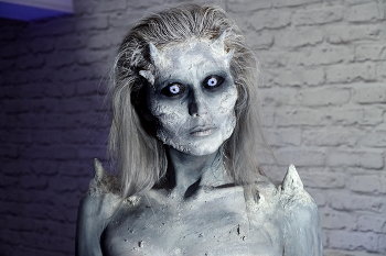 White Walkers - Game of Thrones - Body-Art - Cosplay / Ходок из Игр престолов - Боди-Арт - Косплей 

Приветик, Я Люсия, делаю Боди-Арты и рисую на себе в прямом эфире на своем канале на 📺 Twitch - https://www.twitch.tv/wolffix
Хочешь сигну в Боди-Арте в &quot;образе&quot; - ты пришел по адресу ;) 
 
💎 Все мои соц. сети в одной ссылочке: https://wolffix.ru/
∽∽∽∽∽∽∽∽∽∽∽❀∽∽∽∽∽∽∽∽∽∽∽∽
 
#GameofThrones #WhiteWalkers #бодиарт #косплей #BodyArt