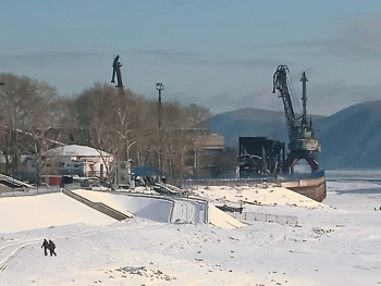 Снег и река / Снег и река