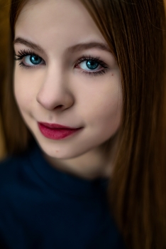 Бирюзовые глаза / модель Юлиана Смирнова