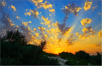 &quot;Фейерверк&quot; уходящему дню / Анапа