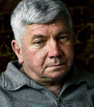 Взгляд обречённого / Мужественный человек упорно борется за жизнь.