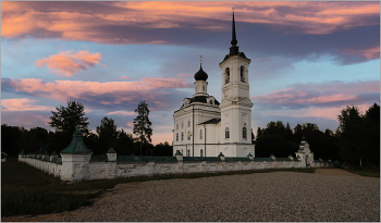 Никольская церковь / ***