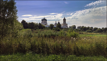 Серпухов. Высоцкий монастырь. / Серпухов, Высоцкий монастырь, середина августа, жара.